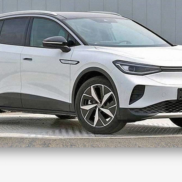 White VW ID.4 front and right side